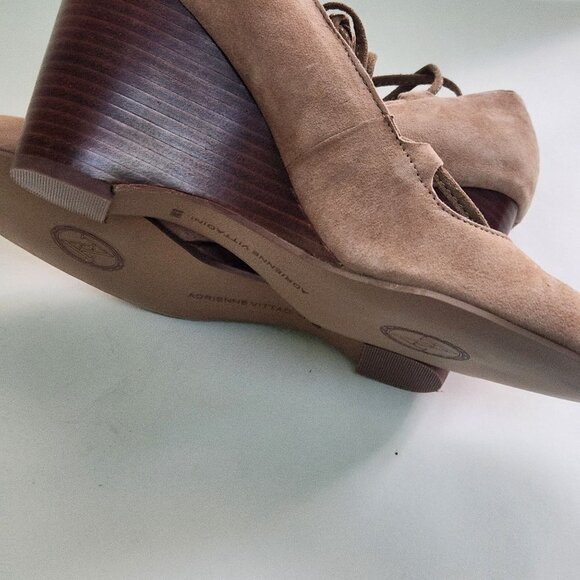Adrienne Vittadini NEW Smily Tan Suede Ankle Wrap Wedge Shoes Size 8.5M - Picture 7 of 8